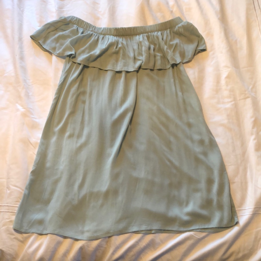 Forever 21 Off the shoulder Dress